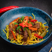 Load image into Gallery viewer, Chilli Beef with Noodles
