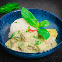 Load image into Gallery viewer, Thai Green Chicken Curry
